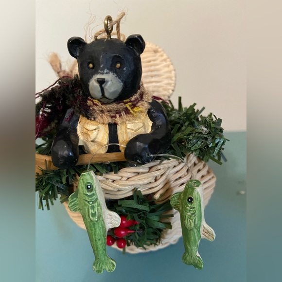 christmas ornament black bear in a basket fishing 3x4" - Picture 2 of 4